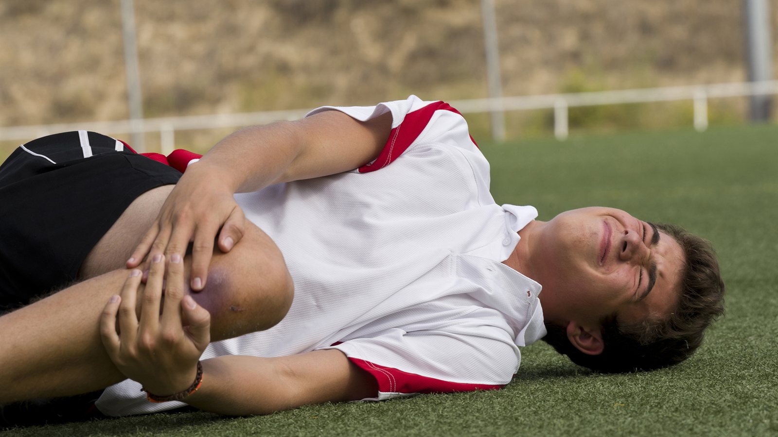 Knee ligament injury