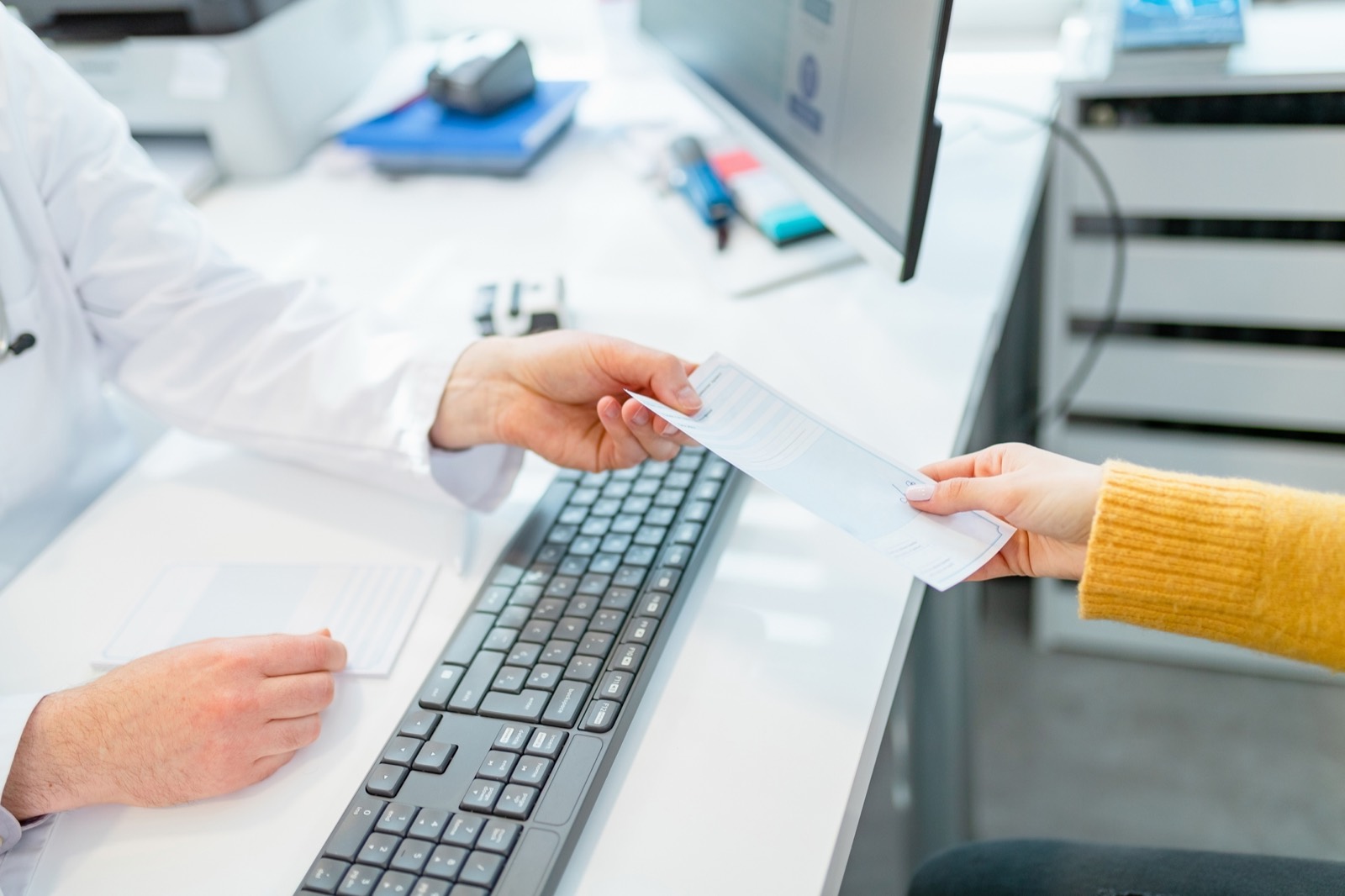 referral to orthopaedic surgeon