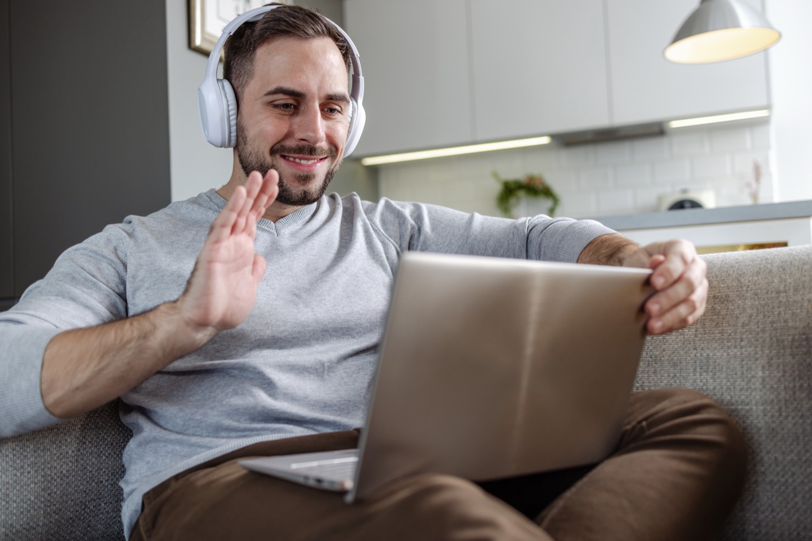 video appointment with orthopaedic specialist